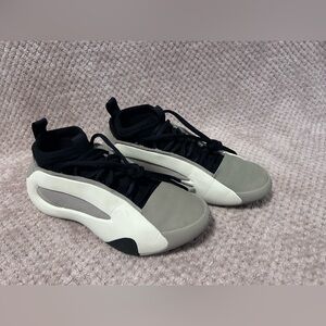 DS Adidas Harden Volume 8 Feather Grey After Hours yeezy ae 1 vol.